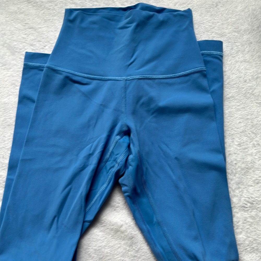 BLUE NILE lululemon leggings
